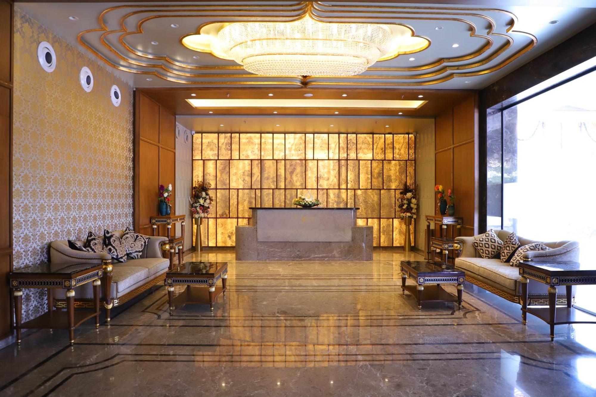 Le Vivanta Virar ภายนอก รูปภาพ