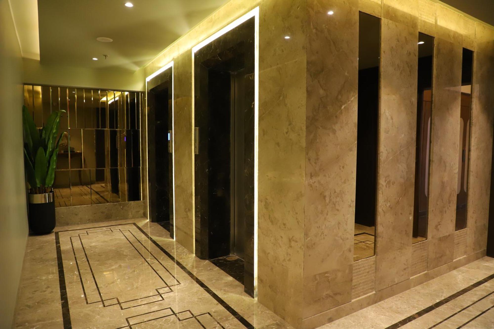 Le Vivanta Virar ภายนอก รูปภาพ