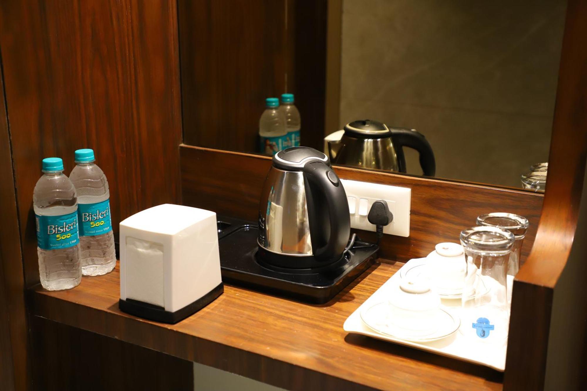 Le Vivanta Virar ภายนอก รูปภาพ