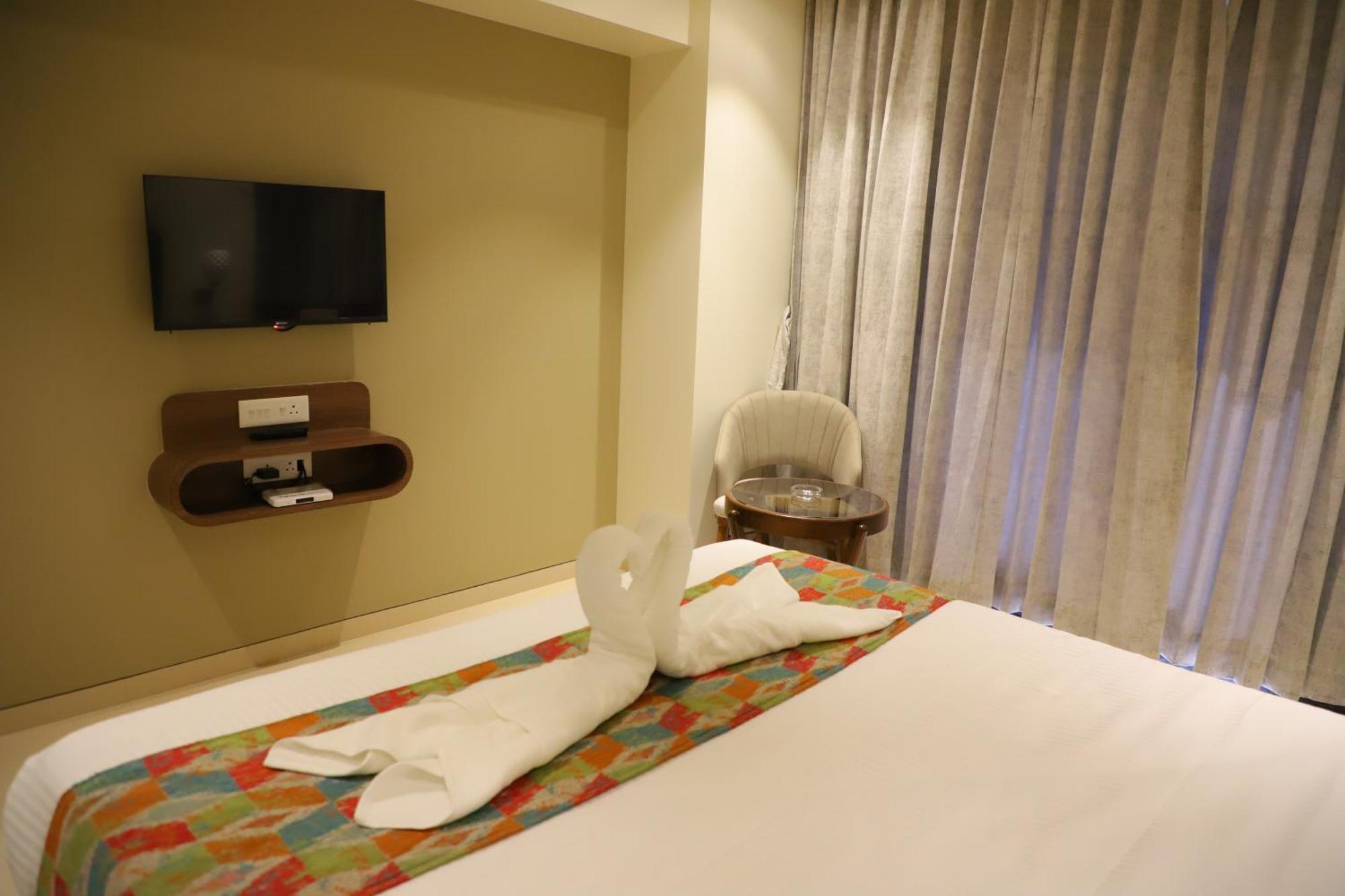 Le Vivanta Virar ภายนอก รูปภาพ